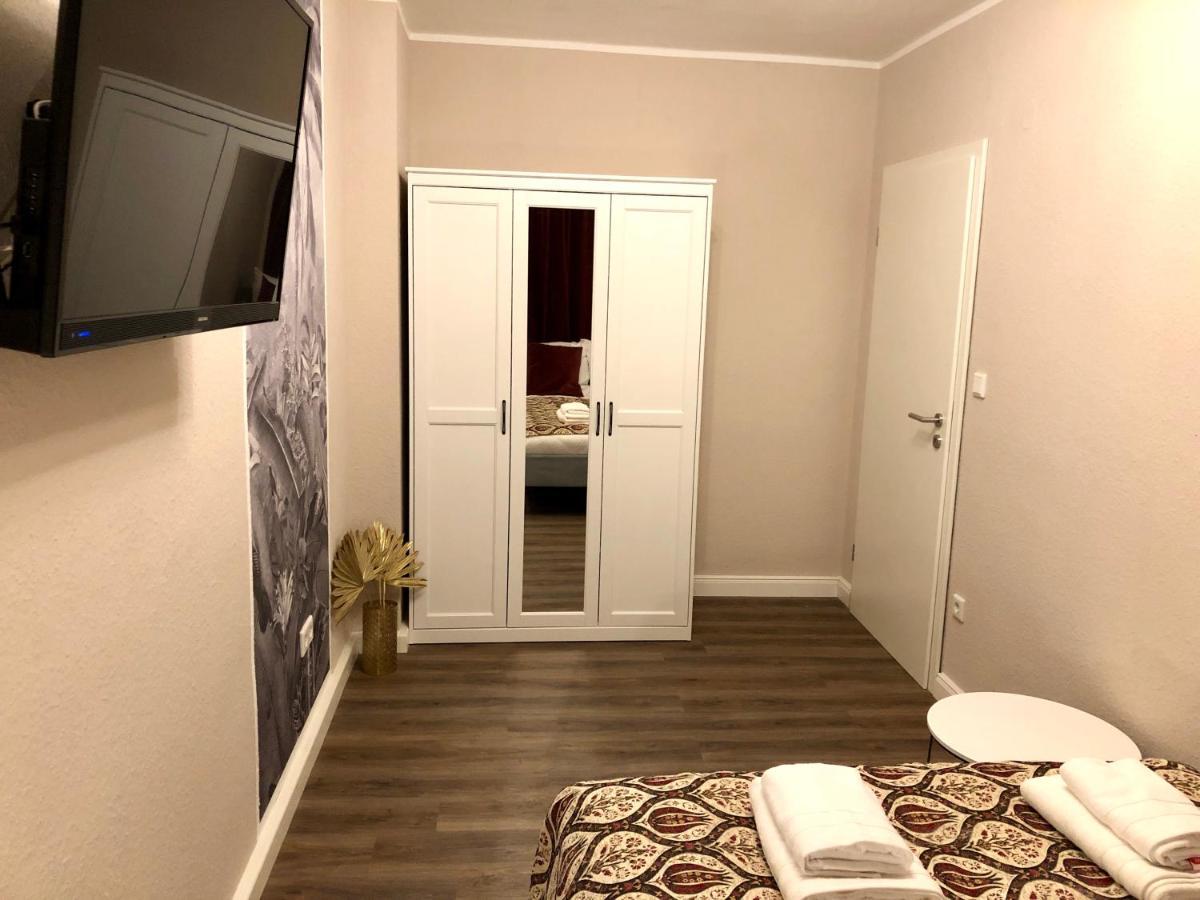 Junglepartment Ge-Altstadt Lägenhet Gelsenkirchen Exteriör bild